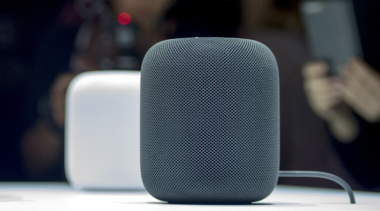 Az Apple decemberre ígért okoshangszórója, a HomePod buktatta le firmware kódjával az új iPhone-t /Fotó: AFP