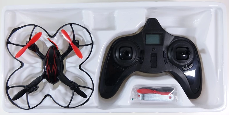Hubsan X4 H107C, zestaw jednego z najpopularniejszych dronów rekreacyjnych