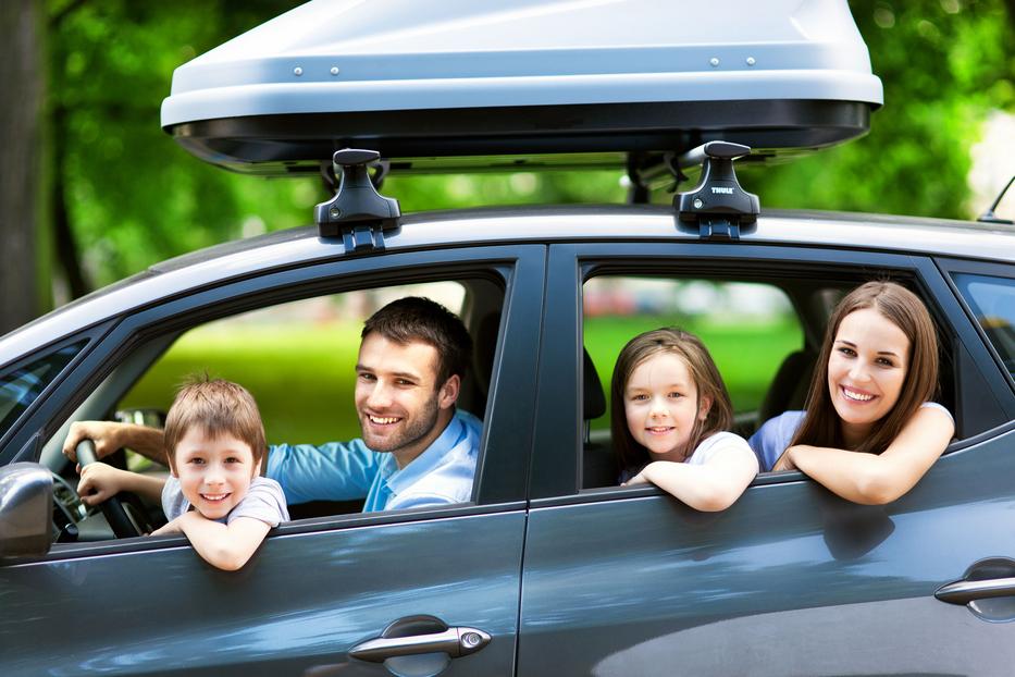 Az autósok 70%-a nem ellenőrzi gépjárművének abroncsait az utazás előtt