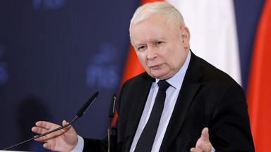 Żart Kaczyńskiego. Zwrócił się do premiera, na sali wybuchł śmiech