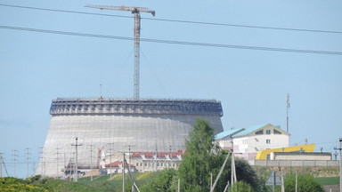 Białoruś: blok elektrowni jądrowej odłączony od zasilania, zadziałał system ochrony