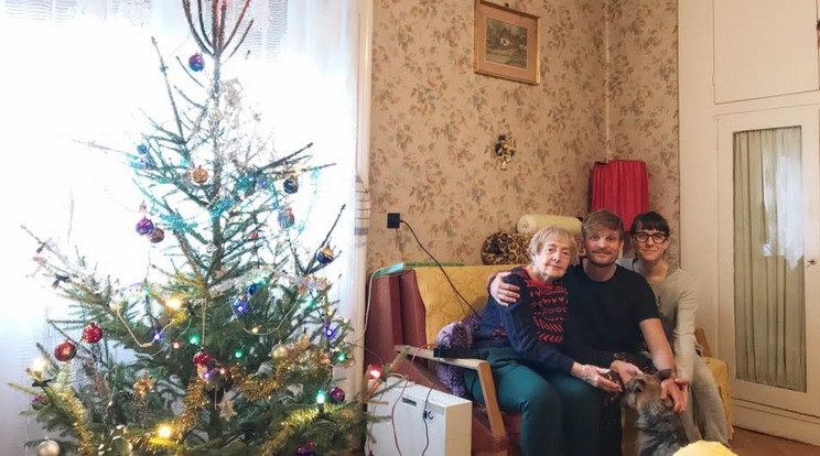Puskás Peti és Angéla Lenke nénivel töltötte a karácsonyt /Fotó: Facebook