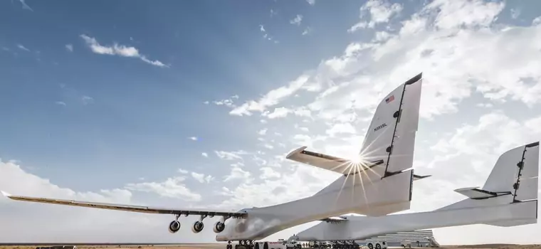 Roc – największy samolot świata Stratolaunch ponownie wzbił się w powietrze