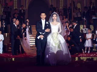 151009 SHANGHAI Oct 9 2015 Actor Huang Xiaoming and actress Angelababy walk together d