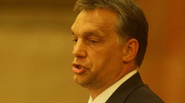 Orbán Viktor kinyitotta csomagját 