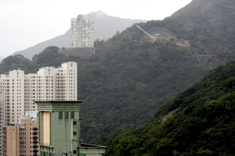 Apartamentowiec zaprojektowany przez Franka Gehry'ego w Hong Kongu, 53 Subbs Road