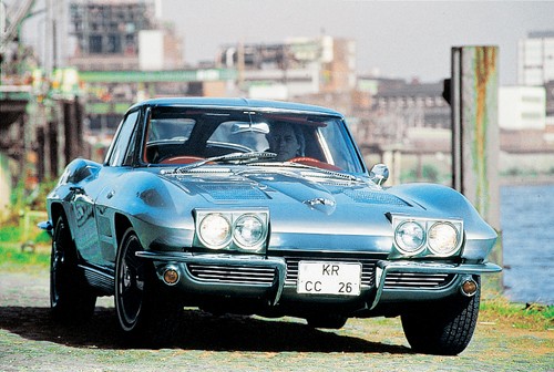 Chevrolet Corvette C2 - Rodem z morskich głębin