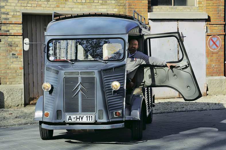 Klasyk z miejscem dla kumpli - Citroen HY