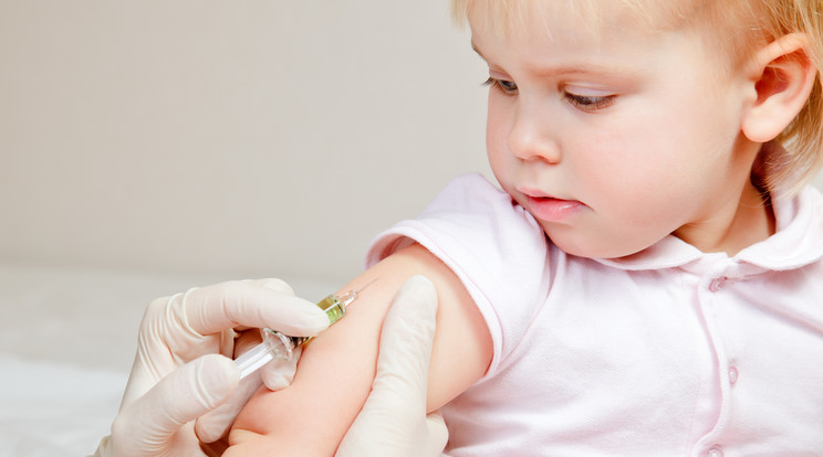 Több országban is szigorítják a védőoltásokra vonatkozó jogszabályokat. /Illusztráció: Northfoto