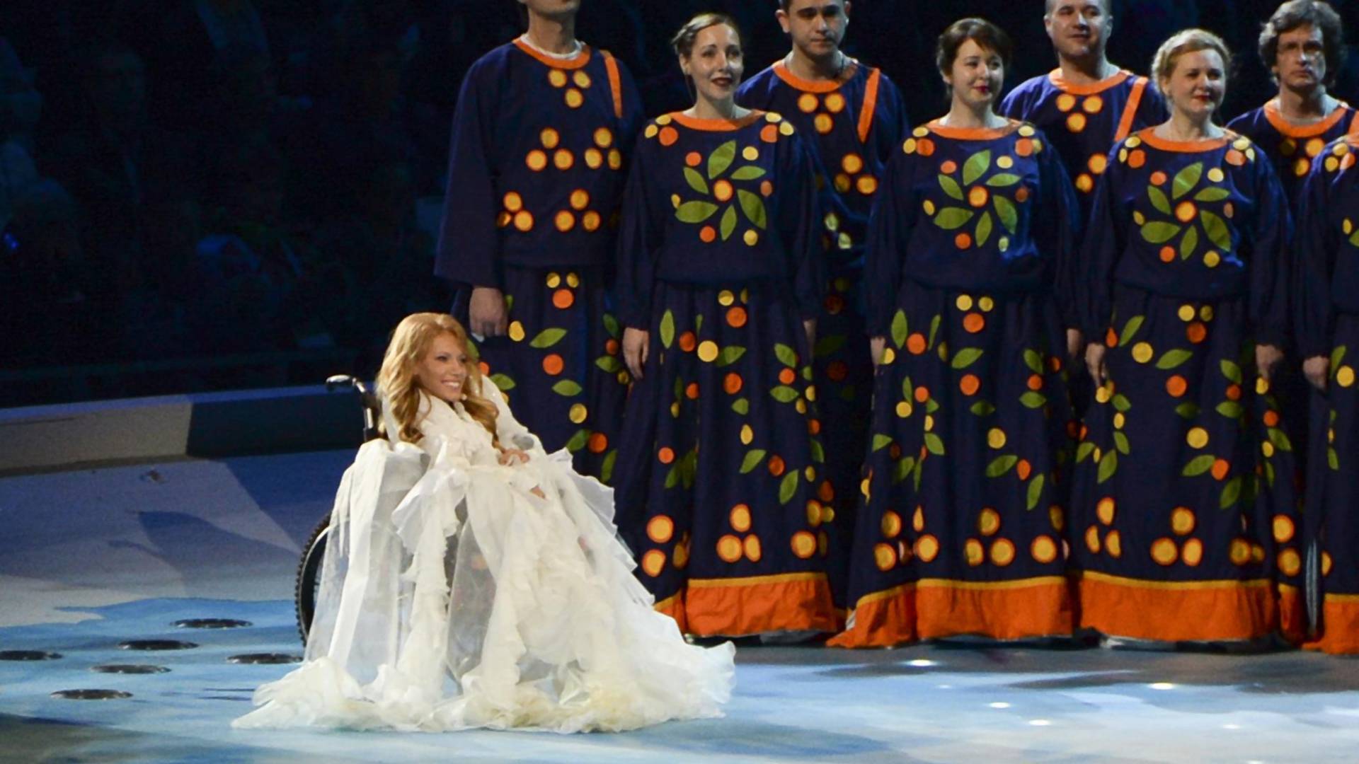 Predstavnica Rusije na Evroviziji je čudo medicine, a proslavila se pevajući "Molitvu"