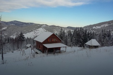 Prelep pogled iz vikendice na Mokroj Gori