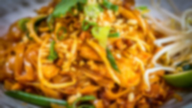 Pad thai - tajskie zestawienie smaków na twoim talerzu