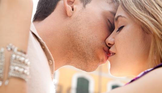 5 powodów, dlaczego warto się całować