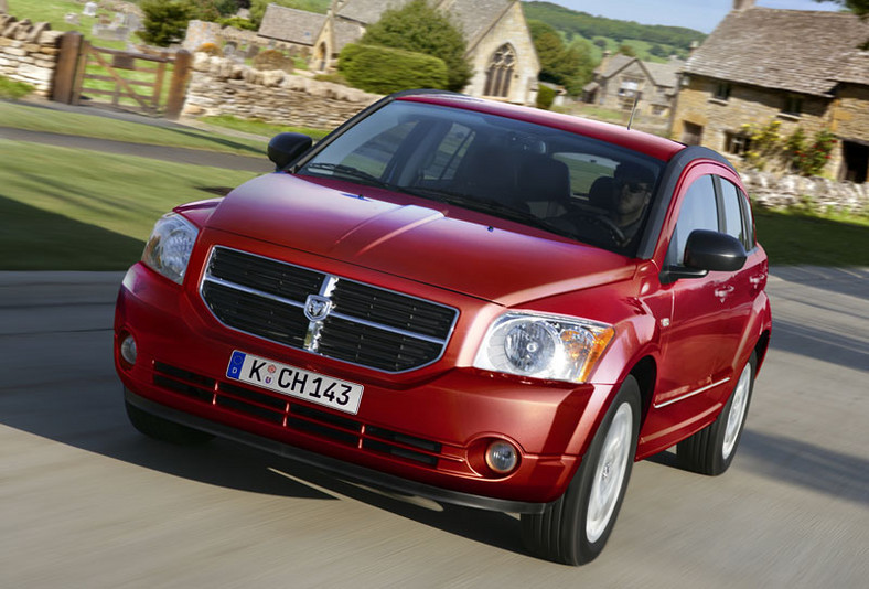 IAA Frankfurt 2009: Dodge Caliber - nowe wnętrze i diesel 2,2 CRD (120 kW, 320 Nm)