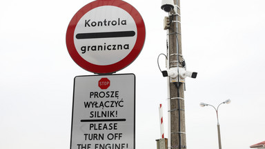 Białoruskie KGB prowadzi kontrole na granicy z Polską. Sprawdzają telefony