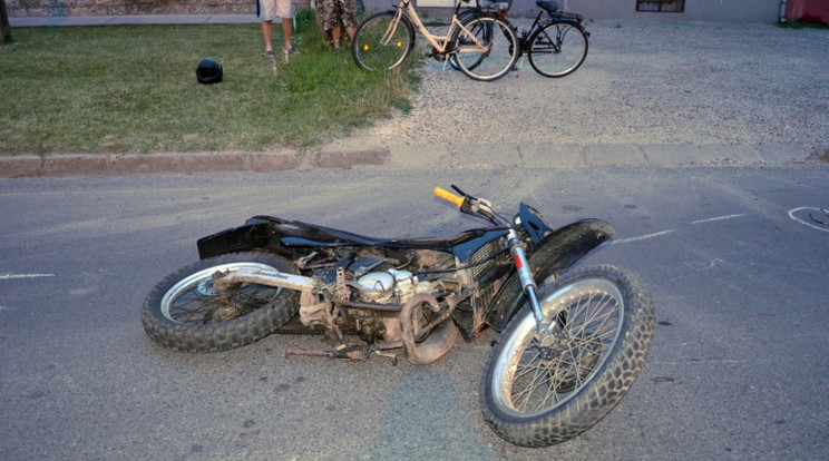 A motoros könnyebben sérült / Fotó:police.hu