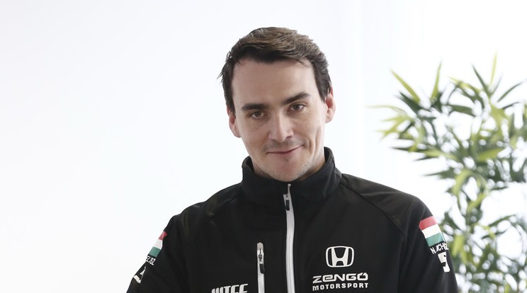 Michelisz Norbi és új csapattársa, Ryo Michigami Japánban készültek a szezonra/Fotó: Fuszek Gábor