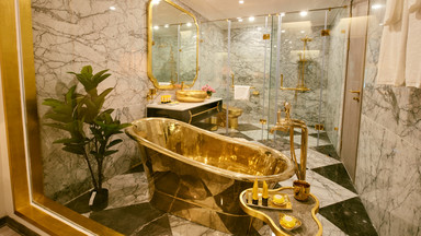 Otwarto pierwszy złoty hotel świata. Jest naprawdę bardzo złoty!