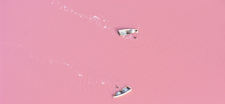 Senegal - Lac Rose - niesamowite Różowe Jezioro