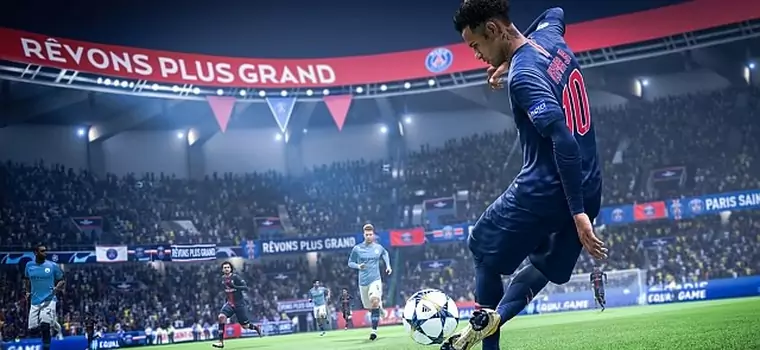 EA chwali się sprzedażą serii FIFA i wbije szpilę w PES-a