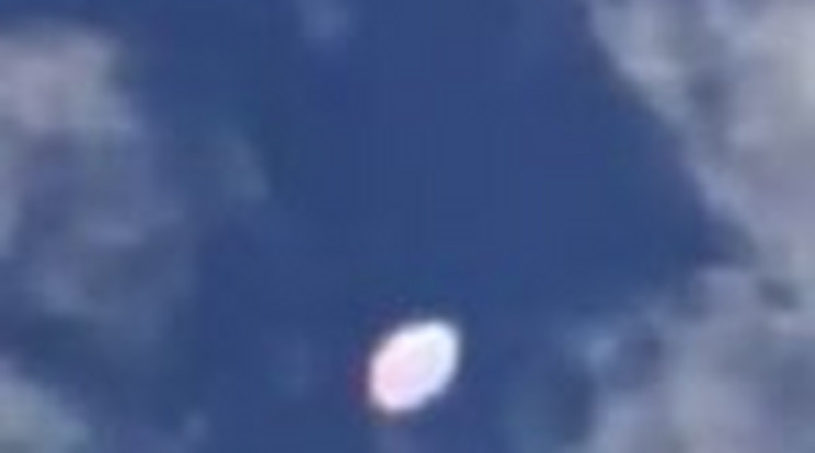 UFO-kat filmeztek London felett