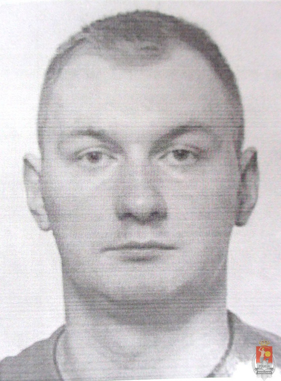 Zaginiony to 25-letni Łukasz Bielec