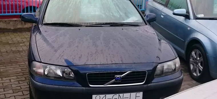 Auto z ogłoszenia - Volvo S60 ładne tylko na zdjęciach