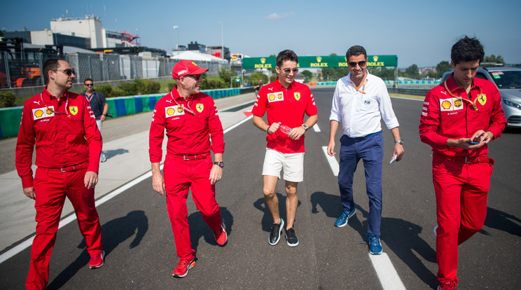 Középen Charles Leclerc, a Ferrari monacói versenyzője / Fotó: MTI Balogh Zoltán