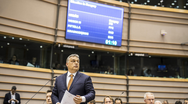 Orbán Viktor korábban Brüsszelben érvelt,
 de ez sem akadályozta
 meg a határozatot /Fotó: MTI