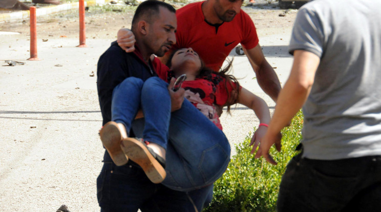 Pokolgépes merénylet Törökországban - Fotó: MTI