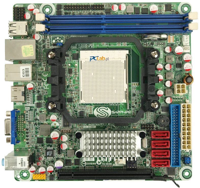 Solidne podzespoły, duża liczba gniazd SATA, PCI Express ×16 – czego chcieć więcej?