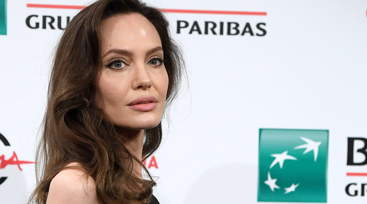 Angelina Jolie-t egy budapesti levesezőben fotózták le / Fotó: Northfoto