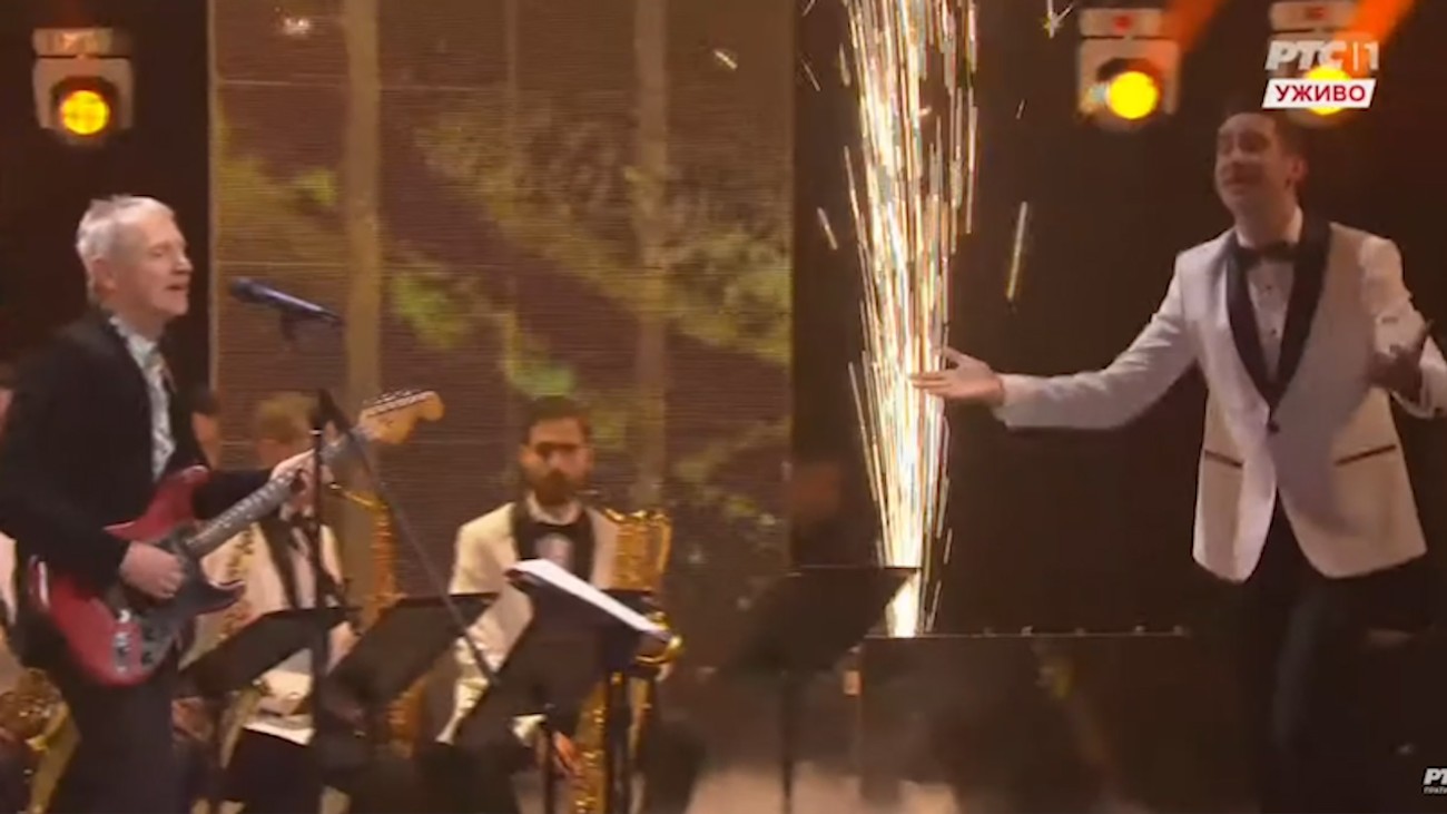 BRUZE NETWORKS SUL GRANDE DIRETTORE RTS DI BEOVIZIJA Ruba la scena ai concorrenti con un ballo