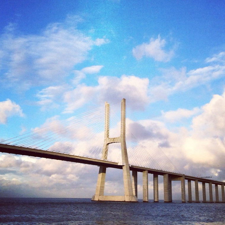 Najdłuższy most w Europie - Ponte Vasco da Gama, fot. www.facetikuchnia.com.pl