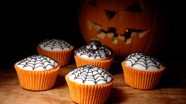 Halloweenowe muffinki - cieszą dzieci i dorosłych