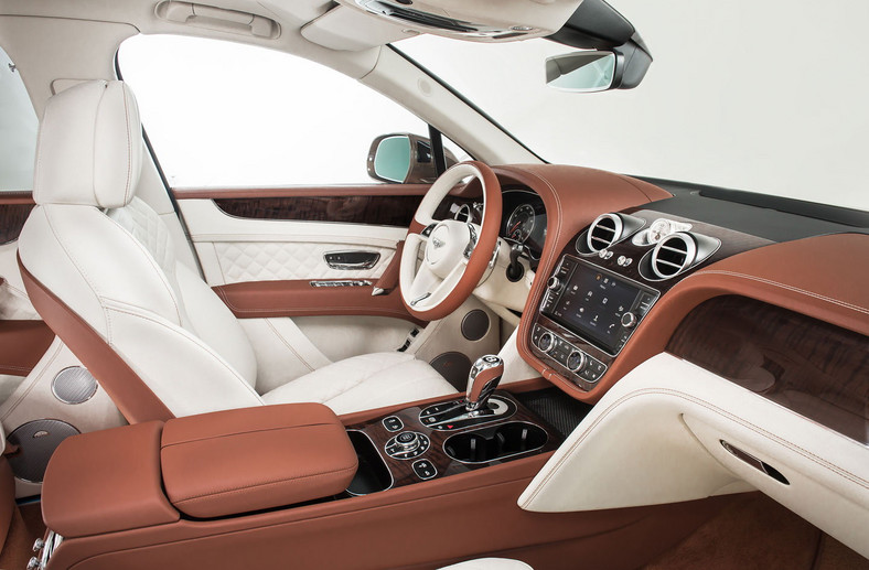 Frankfurt 2015: Bentley Bentayga - najszybszy SUV świata (301 km/h)