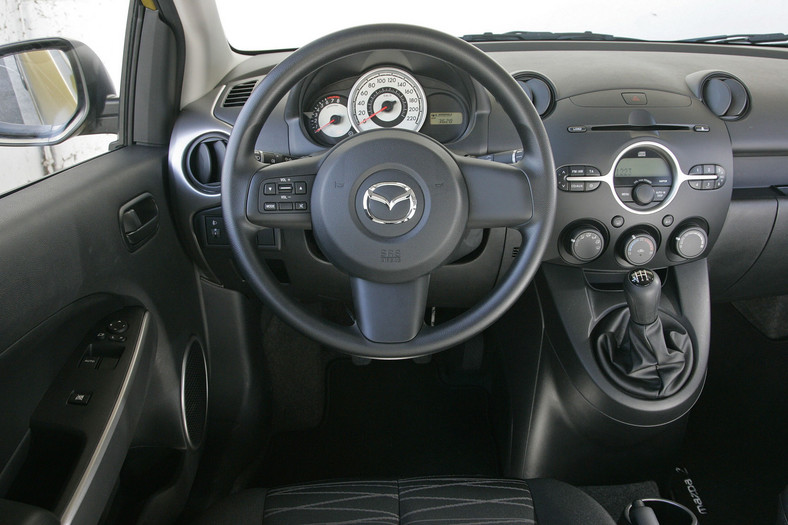 Mazda 2 1.3 - lata produkcji 2007-14