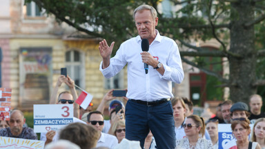 Donald Tusk jedzie do okręgu Jarosława Kaczyńskiego. Przypomni historię sprzed lat?