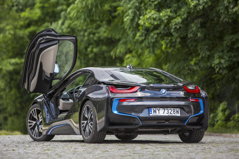 BMW i8