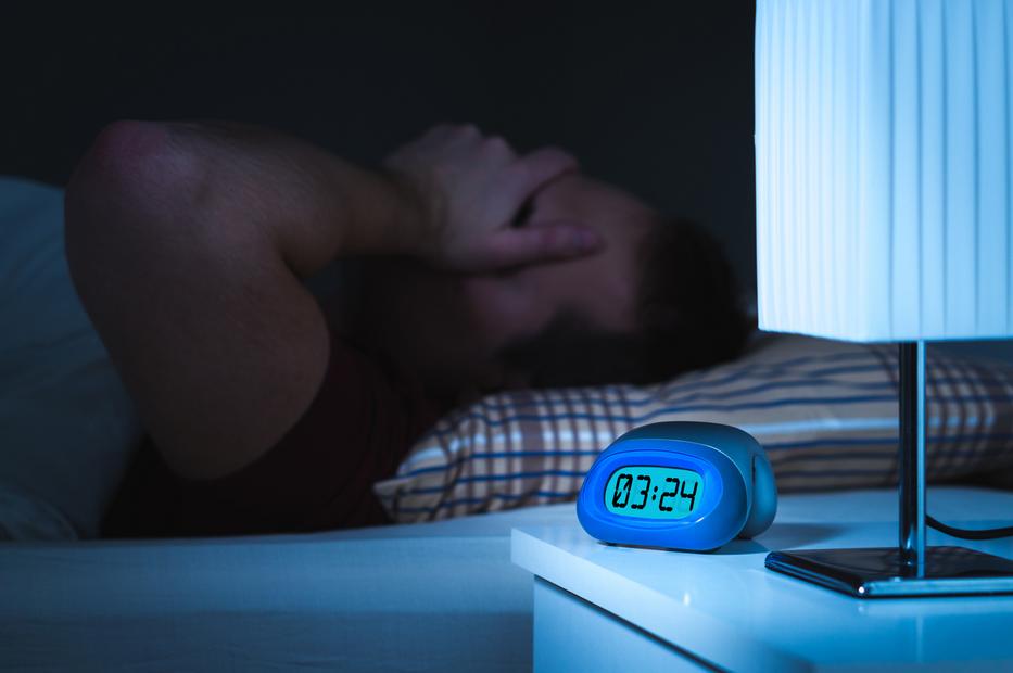 Ez lehet az oka annak, hogy nehezen alszunk el a téli időszakban: Így védekezz az álmatlanság ellen