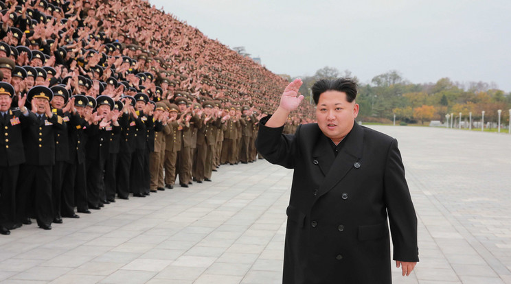 Keményen megtorolják Észak-Koreában azt, ha rosszat írnak a "kedves vezetőről" / Fotó: Northfoto