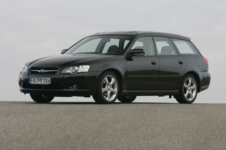 16 - Subaru Legacy (IV)
