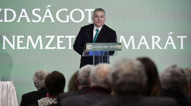 Orbán Viktor beszédet mond a Magyar Kereskedelmi és Iparkamara gazdasági évnyitóján Fotó: MTI Koszticsák Szilárd