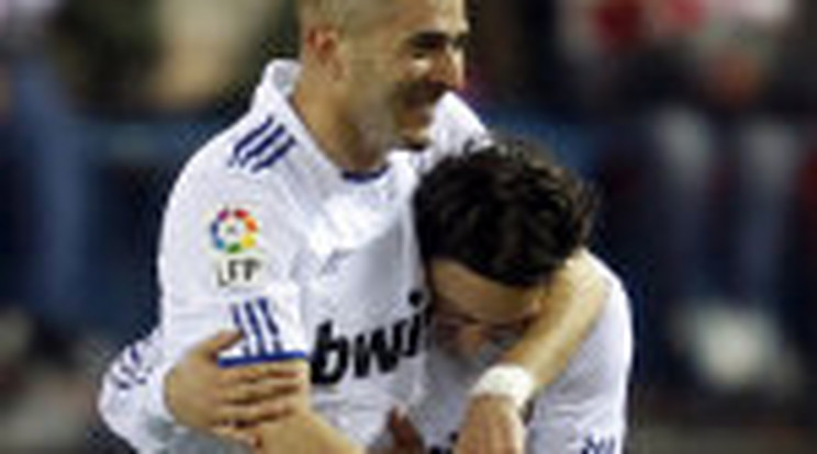 Benzema és Özil góljai repítik a Real Madridot