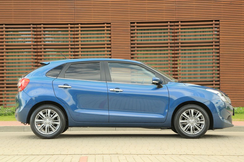 Suzuki Baleno 1.2 - oszczędne i przestronne