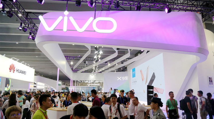 Megelőzte a Samsungot és az Apple-t is a Vivo az újításban /Foto: AFP