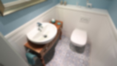 Genialnie urządzona maleńka toaleta - dominuje klimat i kolorystyka Prowansji