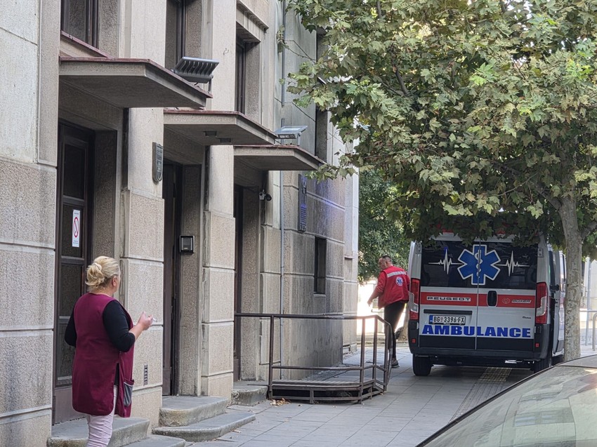 Hitna pomoć ispred Prve beogradske gimnazije 23.9.2026.