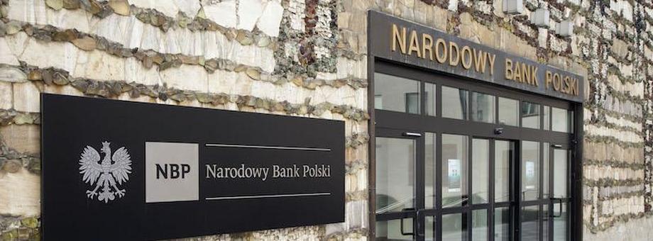  Od września potroiła się liczba Polaków oceniających działalność NBP źle - wynika z badań CBOS