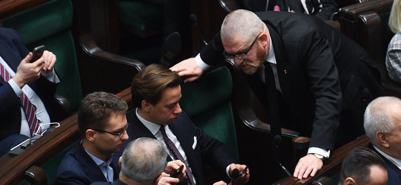 Poseł Bosak nie powinien być wicemarszałkiem Sejmu. Nie za gaśnicę Brauna, lecz za to, jak sam się dziś zachował [KOMENTARZ]